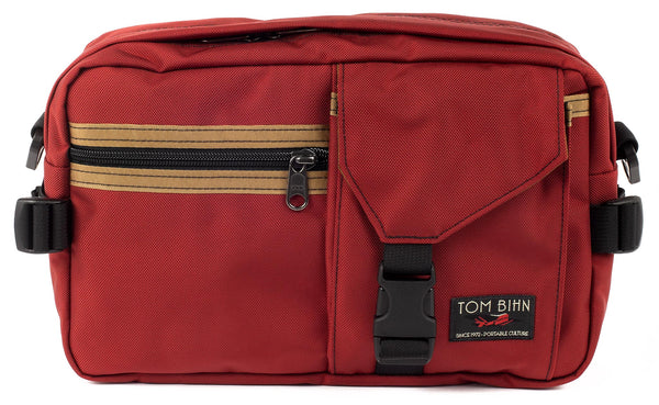 The LGD in Mars Red/Coyote/Coyote. Front view of the bag.